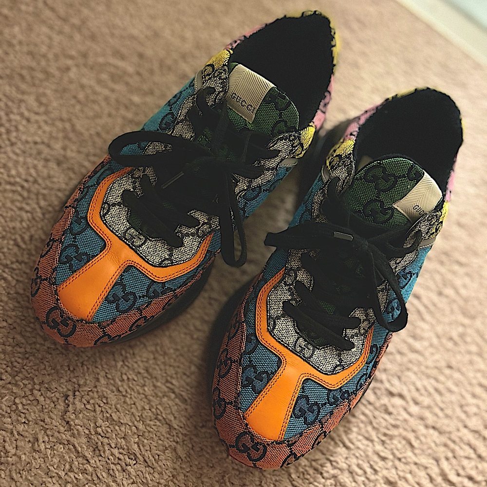 Gucci Sneakers Great Condition selling as is no box unisex - Picture 4 of 6